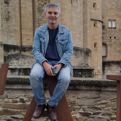 Periodismo Económico en Tiempo Real: decirle a la gente de verdad lo que le pasa de verdad a la gente.
Escribo para ti: https://t.co/4hcVa0hxGr