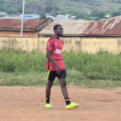 KFOLU26's profile picture. President of my own nation. Manchester united fan. Psychologist in the making.