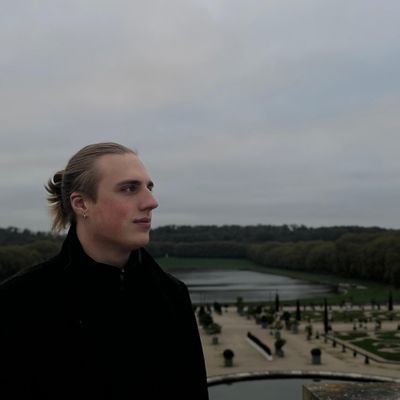 antobyte's profile picture. Криворукий студент-программист