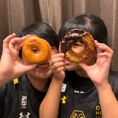 ayax321's profile picture. 愉快な息子りんりん(12歳)👦🏻 おませな娘いっちゃん(10歳)👧🏻 家族で群馬クレインサンダーズを応援中📣 👦🏻→富樫勇樹選手🐿️新沼康生選手🦈 佐藤誠人選手💪🏻 👧🏻→ケーレブターズースキー選手⚡️中村拓人選手🎼河村勇輝選手🇺🇸