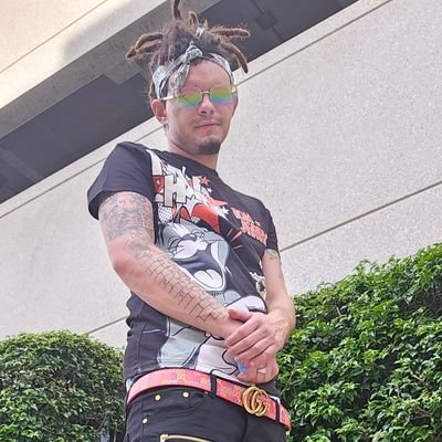 I am a music engineer and song writer/rapper. I am an enthusiast and a comedian and I also do little cooking podcast