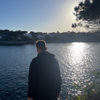 julianwinter's profile picture. 