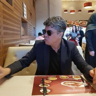 OSMANLI_1453_R's profile picture. Everything is fake here