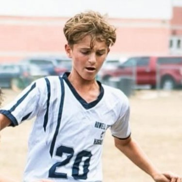 Cole is a 2011/Class of 2029 EDP high level soccer player that plays midfielder (CM, CAM, R/LM) (Currently playing for Jackson Lions Red, U14 EDP)