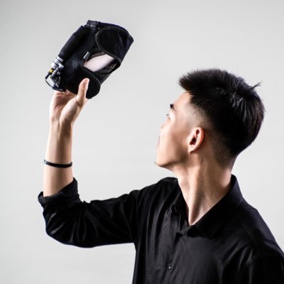 I inflate airbags on your knee - before your ACL tears Cofounder & CEO @hipposexo