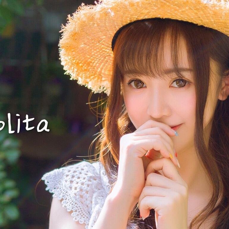 AmelialTri1292's profile picture. 認識你們讓我覺得,浪漫而美好