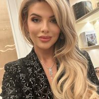 Ella (@liu640722) 's Twitter Profile