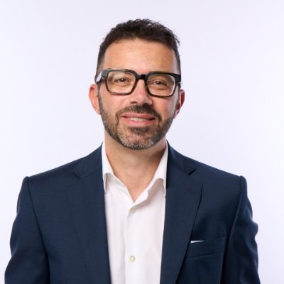 Pro Sports Trader focused on mindset, strategy and growth.
My book: https://t.co/8wUdCeYmuJ Latest article: https://t.co/hVYDKFBO2f