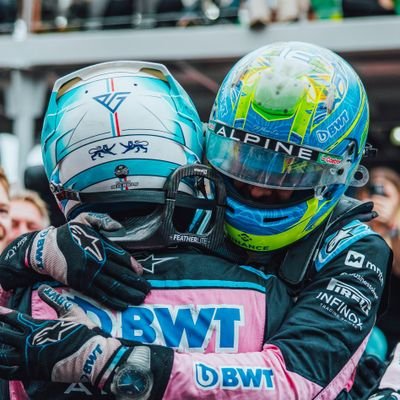 Fan d'aéronautique,de la conquête spatiale et de la f1 🏎🏎 (Alpine m'a détruit💔)
Team Peugeot et Alpine pour le WEC
j'ai souvent la tête dans les nuages 🚀🛰