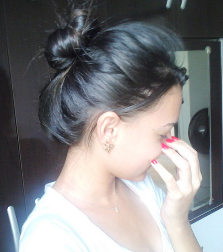 Caroliisss_'s profile picture. Morena alta, bonita e sensual. Que com certeza não é meu caso hehe.