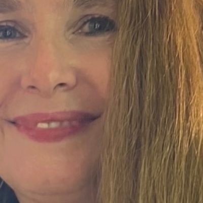 JJm934001427505's profile picture. love music 🎼 🎼 beautiful quotes and beautiful hearts 🖤🩷🤍🩵💛🩷