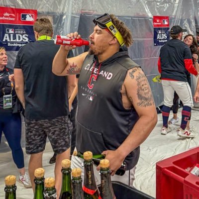 StatShooter's profile picture. Big Python Guy 🐍👁️‍🗨️#LetEmKnow #ForTheLand #DawgPound #GoBucks #KentuckyHoops