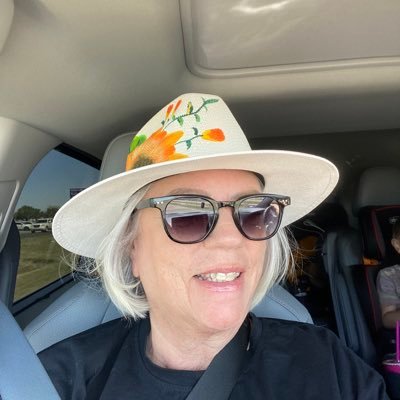 Bibi2six's profile picture. Retired teacher, mom, grandmother, wife and patriot