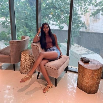 fummylayour's profile picture. living and discovering life 😍. creative mind creating beautiful things. click the link on my bio to buy my 30 days self reflection and gratitude journal