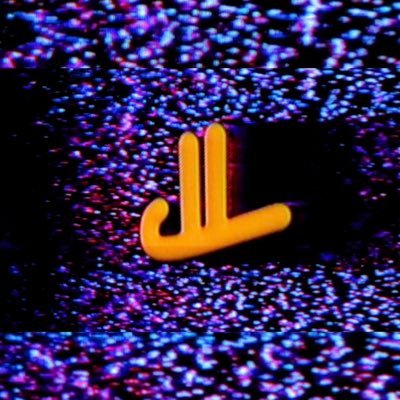 Analog Glitch 🕹️ & AR artist 🖼️ onchain⚡️. Based in📍Tijuana🇲🇽 @glitchjamx