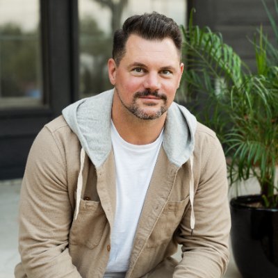 Scaled an eCom Brand From $0-$50m in 3 years | Leadership, DTC Marketing, Growth, Brand Building | CEO @HeartandsoilHQ