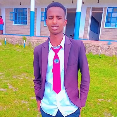 KupzBakreza's profile picture. Influencer 💫🥰
Content creator 😂😂
YouTube @bakreza kupz
Tiktok @real salim