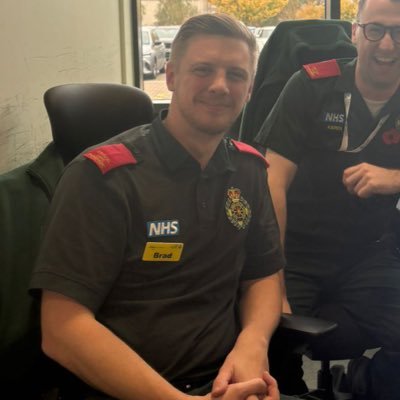Dad. Husband. Critical Care Paramedic with @SECAmb_CCP | Firm believer in working hard & always learning. PEA resus nerd.