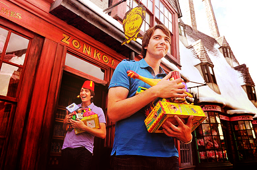 TensionDiffused's profile picture. Official Twitter account of Just trying to diffuse the tension - Fred Weasley