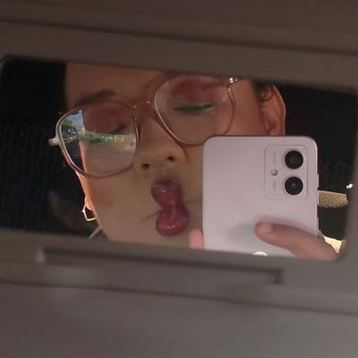 izabel (-a/ela/dela) ✨
roupa nova stan first, human being second