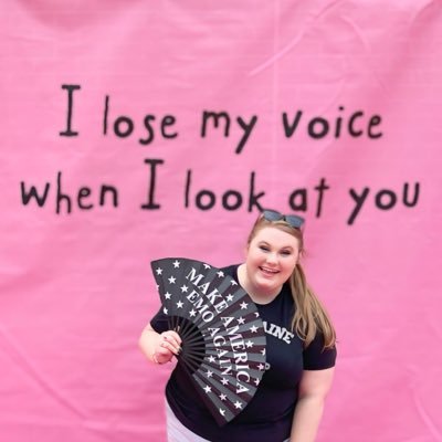 spookykelby's profile picture. a ghost of emo past, haunting the present with eyeliner & band tees, desperately trying to make ‘Make America Emo Again’ happen |she/her/hers|