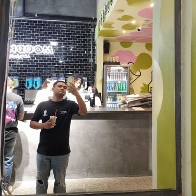 yoJorgeromero's profile picture. ingeinecto / hateful - 
lo que escribo acá si me representa como persona