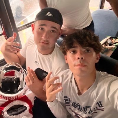 santisrogers's profile picture. 