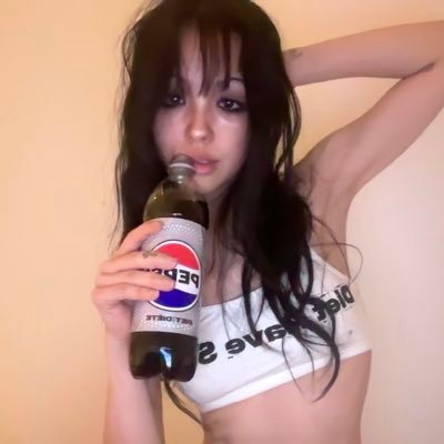 wolfie2000__'s profile picture. #dietravestar #anklegirlsdonttrip