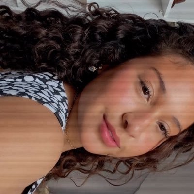 amandss_lima's profile picture. pura instabilidade.