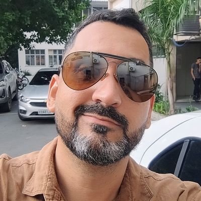 romuloporto's profile picture. ...