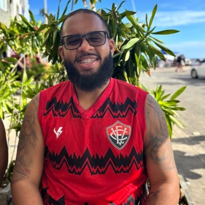 O VITÓRIA É COLOSSAL! 🖤❤️🦁 DEUS ME LIVRE NÃO SER VITÓRIA ❤️🖤🦁