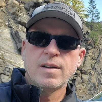 kowalski0198's profile picture. 