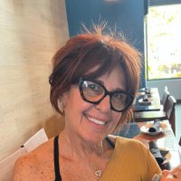 Martha Ferra (@marthaf82617) 's Twitter Profile