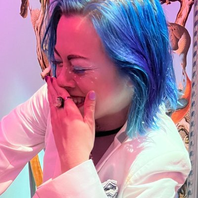 emwellspdx's profile picture. Digital Strategist, Senior Technical PM, lover of video games, tango, art, technology & everything advertising. she/her