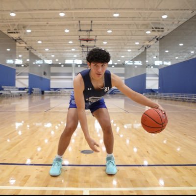 @ISA_Basketball 6'3 Combo Guard Post-Graduate GPA: 3.8 Instagram: valencia.ethanc Phone: 505-850-3310 Email: ethancruzval@gmail.com HS 2025