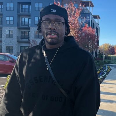 Yuh. 🤹🏿 | Eyez beez spewing a lot of nonsense🤷🏿♂️ | 18K+ YT Subscribers 💫
