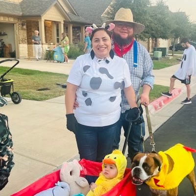 An educator who is serving two amazing schools and learning and adjusting as the year goes by. Campus support Specialist in HaysCISD.