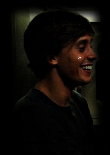 ComediaIvan's profile picture. Twitter humorístico para o ator @Iv_Mendes e para divertir os seus fãs enquanto aguardam ele twittar. Since: 21/02/2011. Welcome to our world of fans!