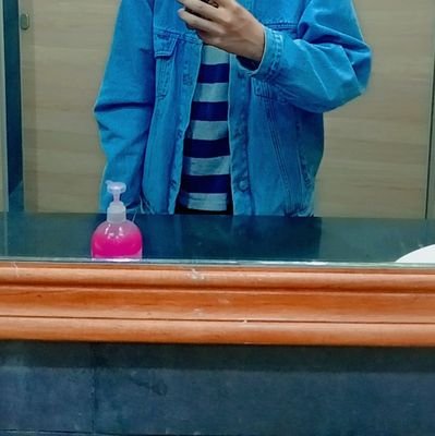 Aaron5301988545's profile picture. เป็นไบครับ   ลับๆ ชอบอวบๆ   อายุ23 นน.60 ส.170 #อุบล #ร้อยเอ็ด