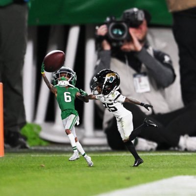 |Better say your damn grace dog| Son, father ,brother. #EaglesFanatic R.I.P Parris