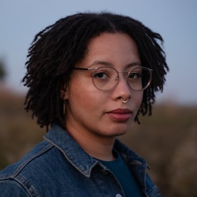 PhD Candidate in Black Study + Literature @uchicago | writing, seeking, practicing | she/they | header: @EliColomba 🍉