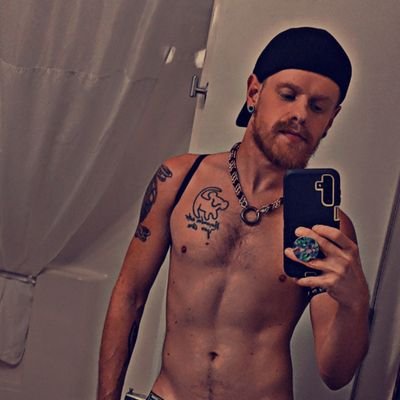 Military Veteran 🎖️ 4x State Swimmer 🏊🏼♂️ Loves Disney 🏰 Loves DICK🍆 Ass Eating Season 🍑