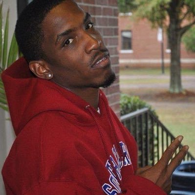God. Father. Journeyman. GOMAB🤘🏾. Gettin Money Regiment with my Gettin Money Regime. Follow me on IG @supremeb1u and TikTok @thegoodtwin26 @SUNOKNIGHTS alum