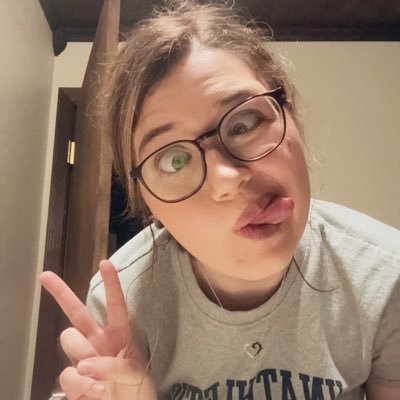 thirdhannah's profile picture. Well hell | She/Her #classof2022
