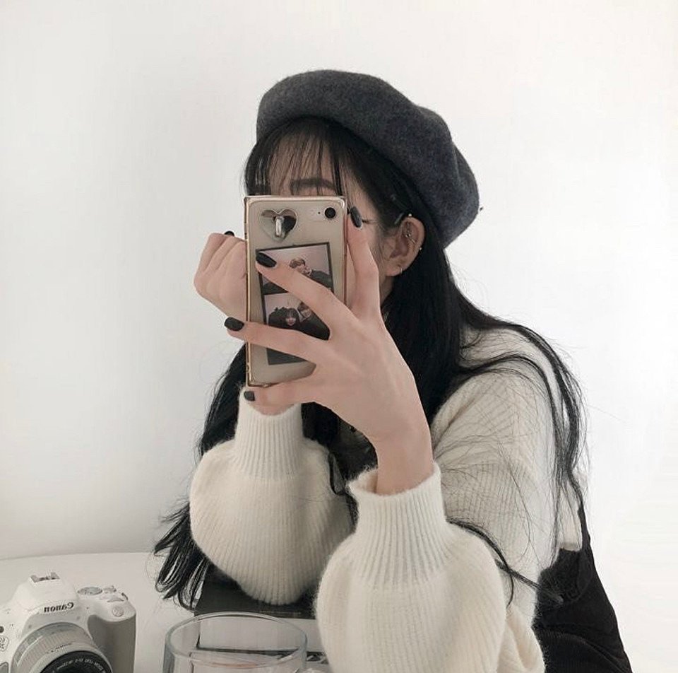 ネコみたいな女子。普通のお仕事20歳。男友達も彼氏もいないのでツイッターで会える人募集してみる!地方住み▶https://t.co/JpCr4fIVP4