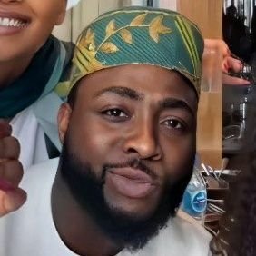 I carry Davido Ronaldo and Manchester United matter for head ♥️🇧🇪🇧🇪🇧🇪🇧🇪🇧🇪