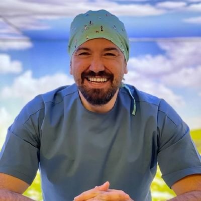 AgogoOke98933's profile picture. 