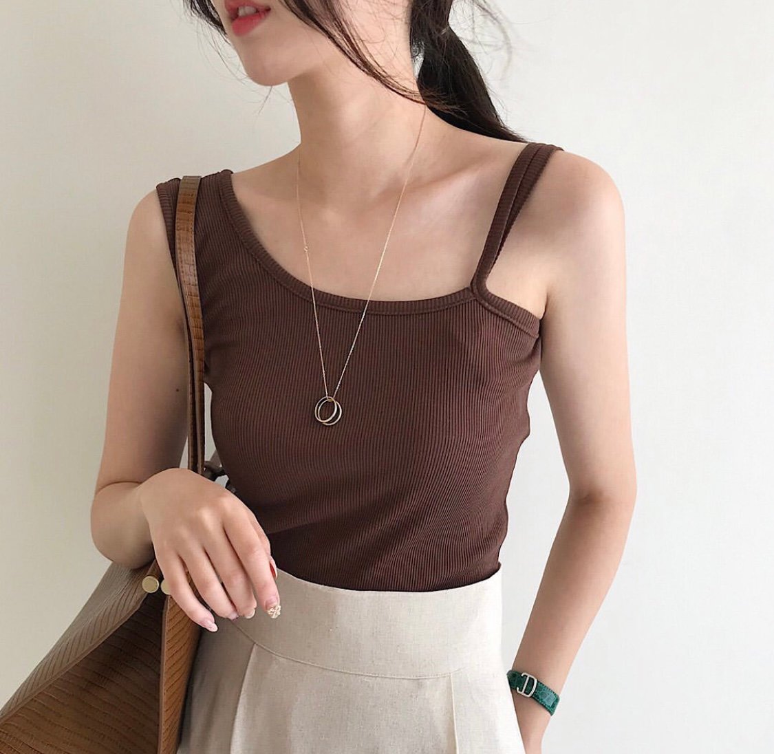 nanami1247566's profile picture. 20歳/喫茶店バイト。表じゃない方のツイッターです。よるのお相手募集。 フォロワーさん優先▶ https://t.co/YCrxdUwPGB