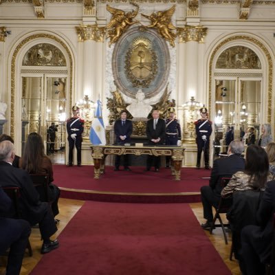 Ministro de Relaciones Exteriores ,Comercio Internacional y Culto