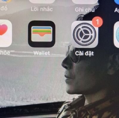 Xunhong294787's profile picture. 